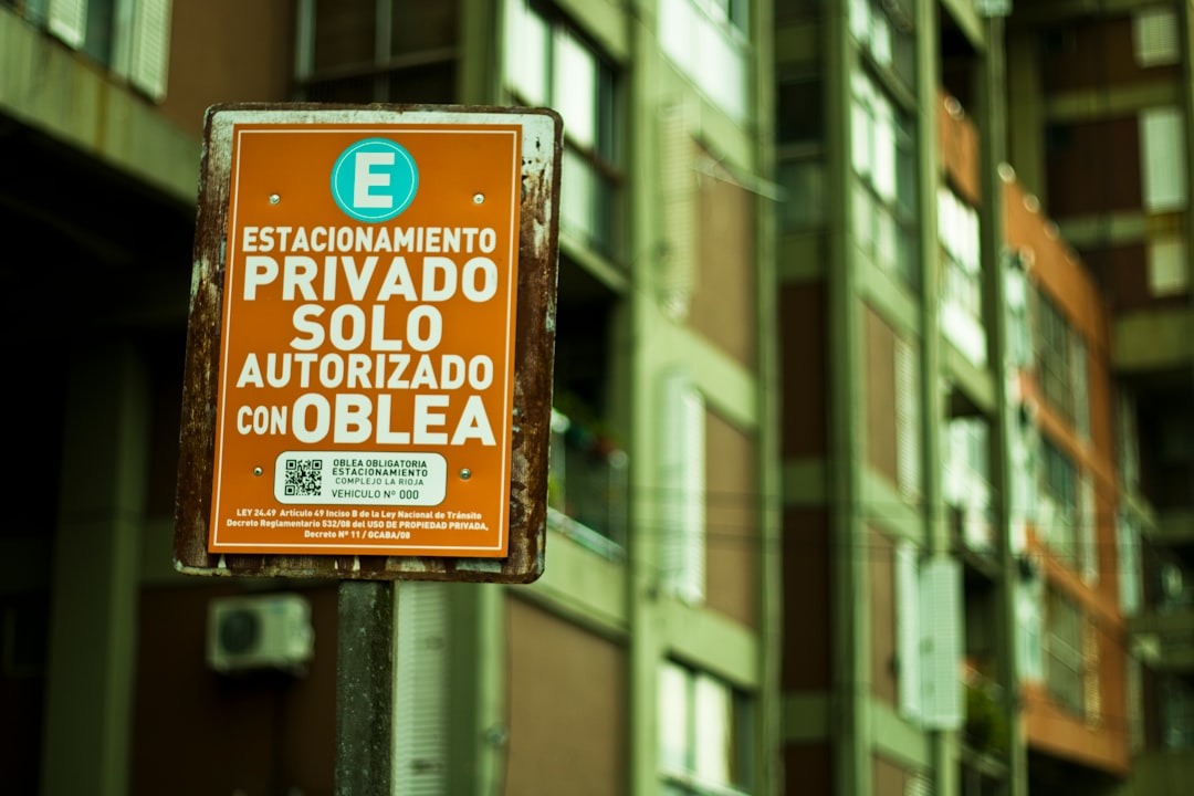 Enhancing Privacy in Off-Chain Cryptocurrency Transactions