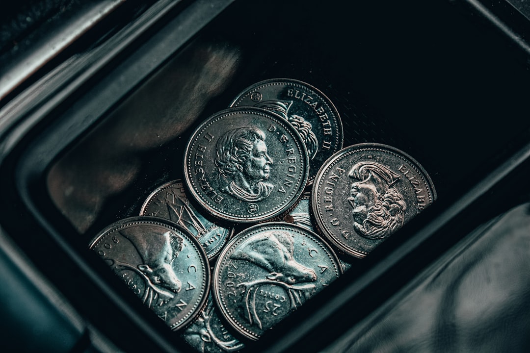 Is Using a Bitcoin Mixer Safe? Risks & Privacy Trade-Offs Explained