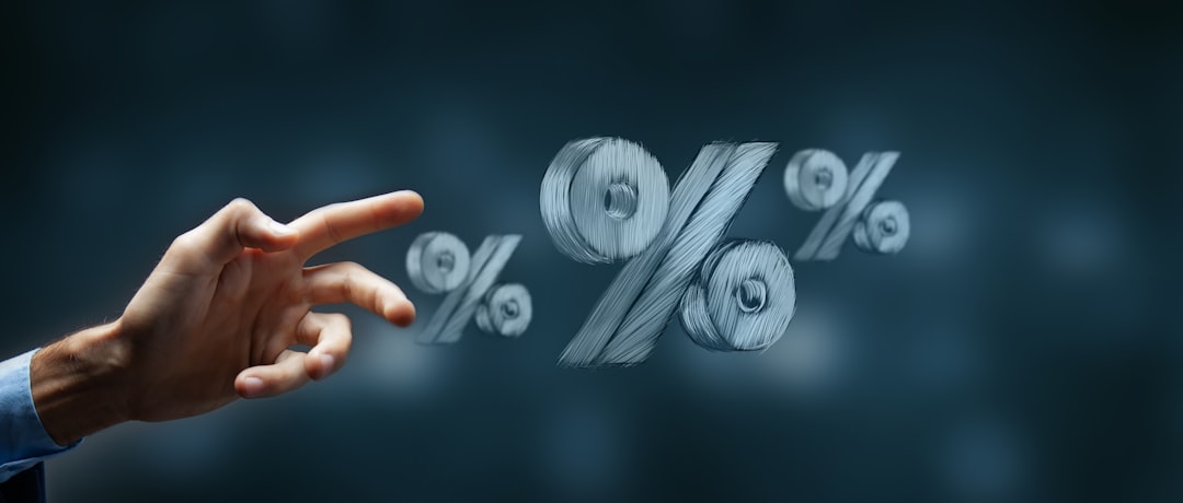 Private Liquidity Provision: Enhancing Privacy in DeFi