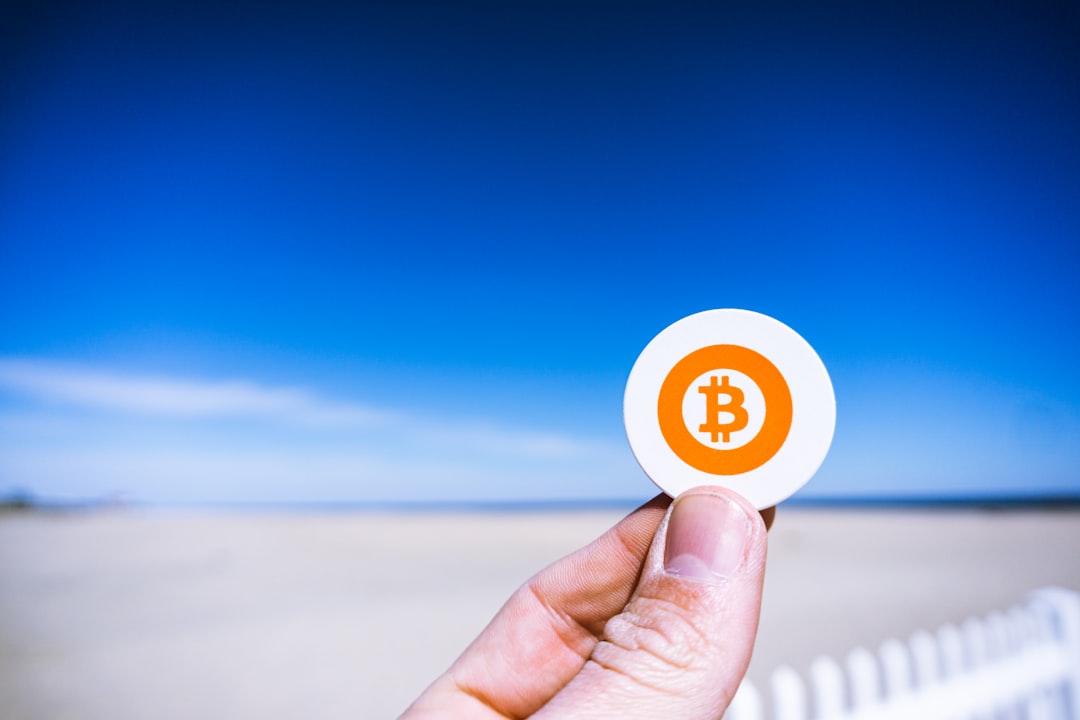Random Exit Delay: Boost Crypto Privacy with Smart Timing